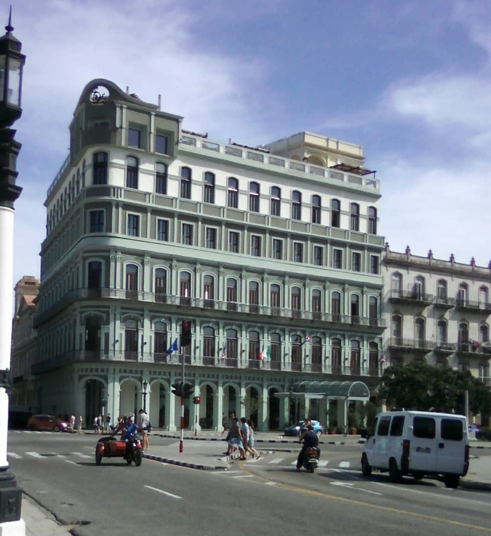 Hotel Saratoga y Museo de los orishas - Spanisch lernen in Havanna