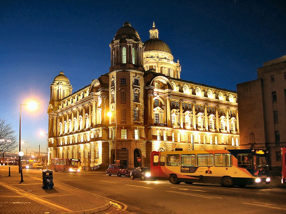 Englischkurse in Liverpool - Liver Building