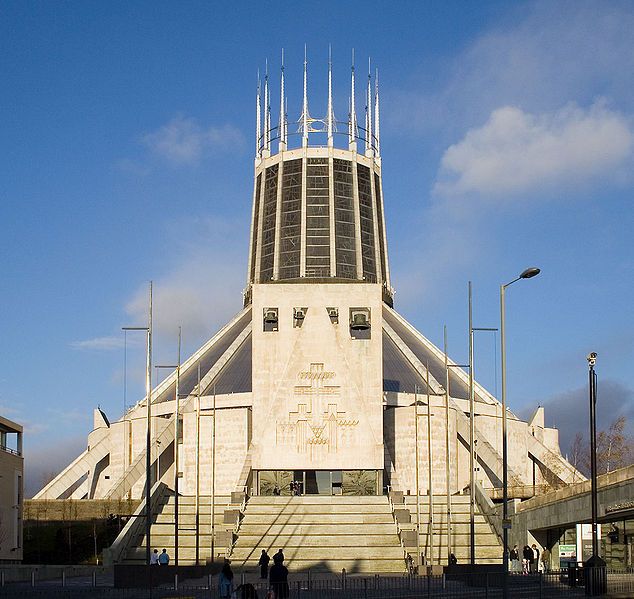 English courses in Liverpool - Cathedral