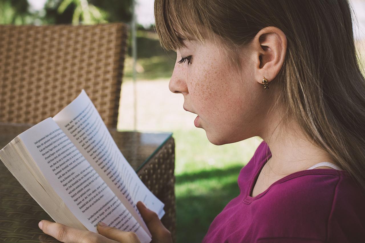 Ideal zum Englisch lernen: In der Freizeit einen guten Jugendroman auf Englisch lesen!